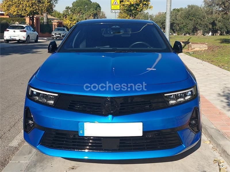 Usado Opel Astra 130 CV (95 kW) 2024 Azul Berlina