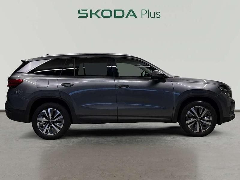 Usado Skoda Kodiaq Selection 150 CV (110 kW) 2025 Gris SUV