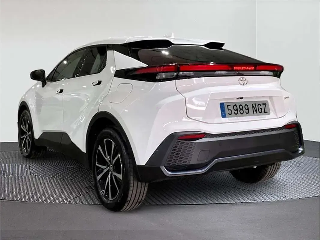 Usado Toyota C-HR Advance 223 CV (164 kW) 2025 SUV