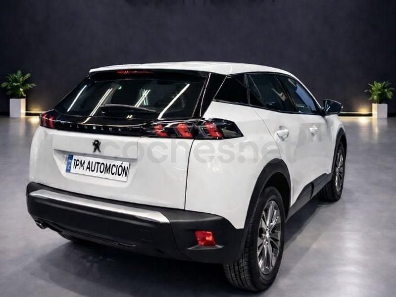 Usado Peugeot 2008 Active 110 CV (80 kW) 2022 Blanco SUV