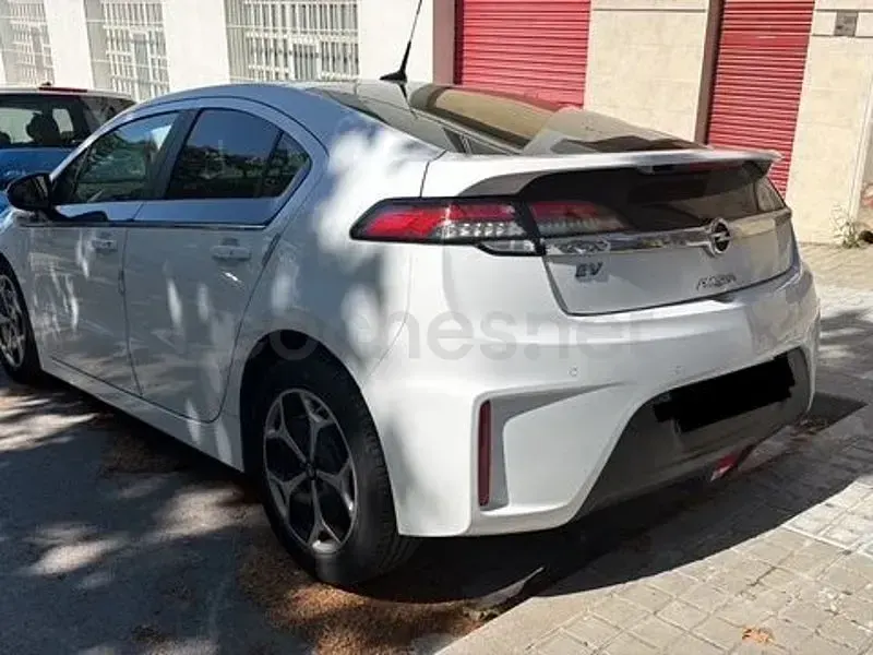 Usado Opel Ampera Excellence 150 CV (110 kW) 2012 Blanco Utilitario