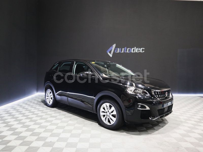 Negro Usado 2018 Peugeot 3008 Active SUV | 17.490 € (Precio justo) - Imagen 1/4