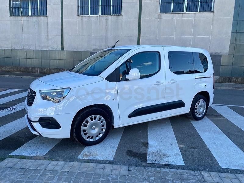 Usado Opel Combo Life Selective 102 CV (75 kW) 2019 Blanco Monovolumen