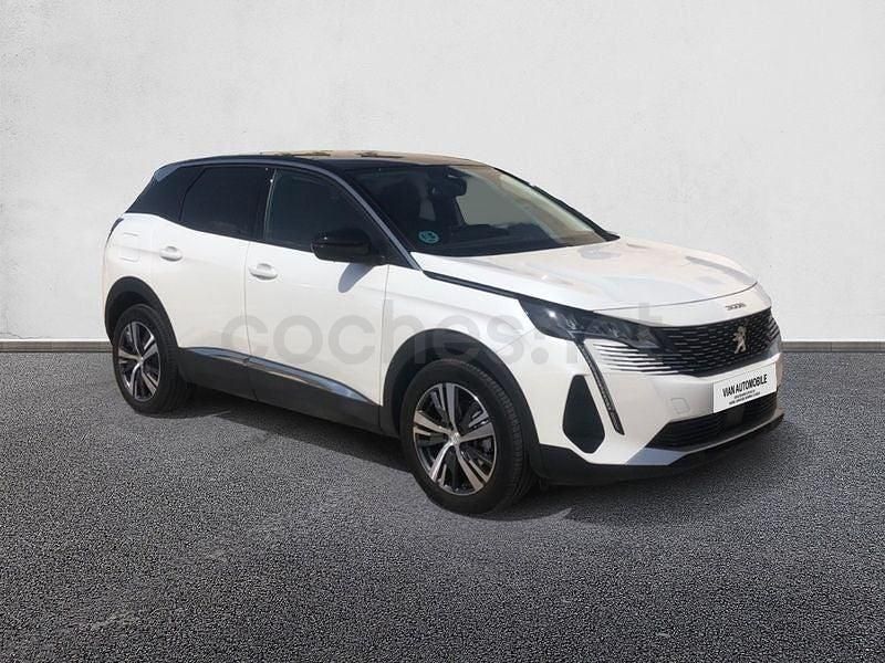 Usado Peugeot 3008 Allure 130 CV (95 kW) 2022 Blanco SUV