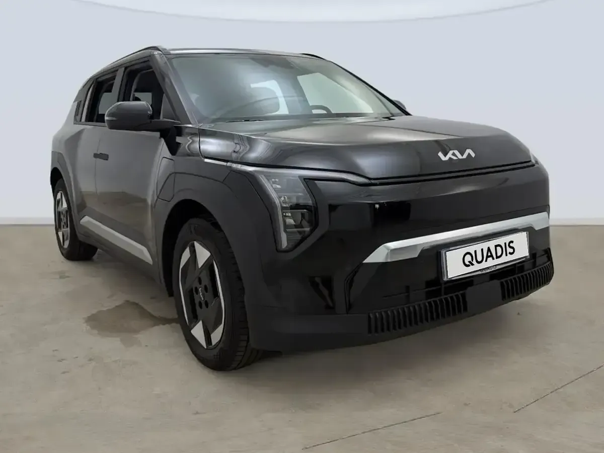 Usado Kia EV3 Earth 150 kW (204 CV) 2025 Negro SUV