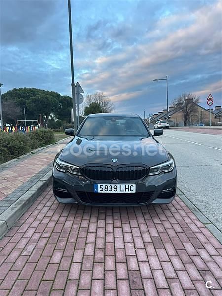 Usado BMW 330 Comfort Edition 265 CV (194 kW) 2020 Gris / plata Berlina
