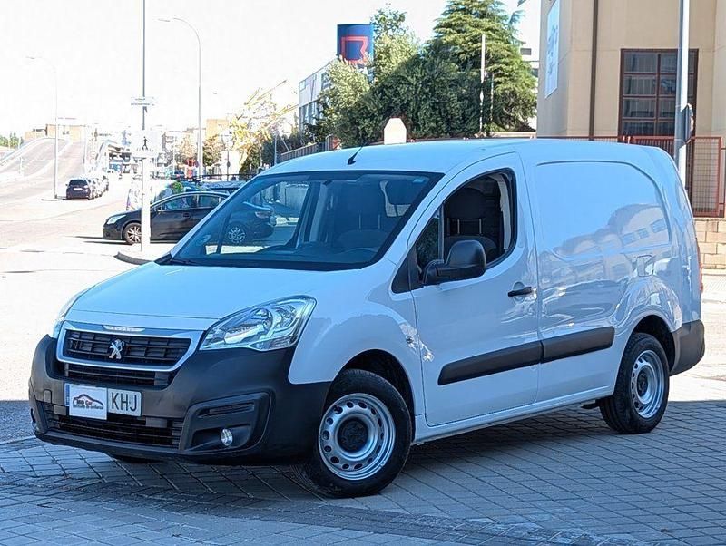 Blanco Usado 2018 Peugeot Partner Monovolumen | 12.950 € (Precio justo) - Imagen 1/4