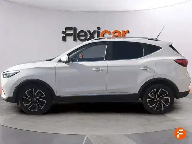 Usado MG ZS Luxury 106 CV (77 kW) 2022 Blanco SUV