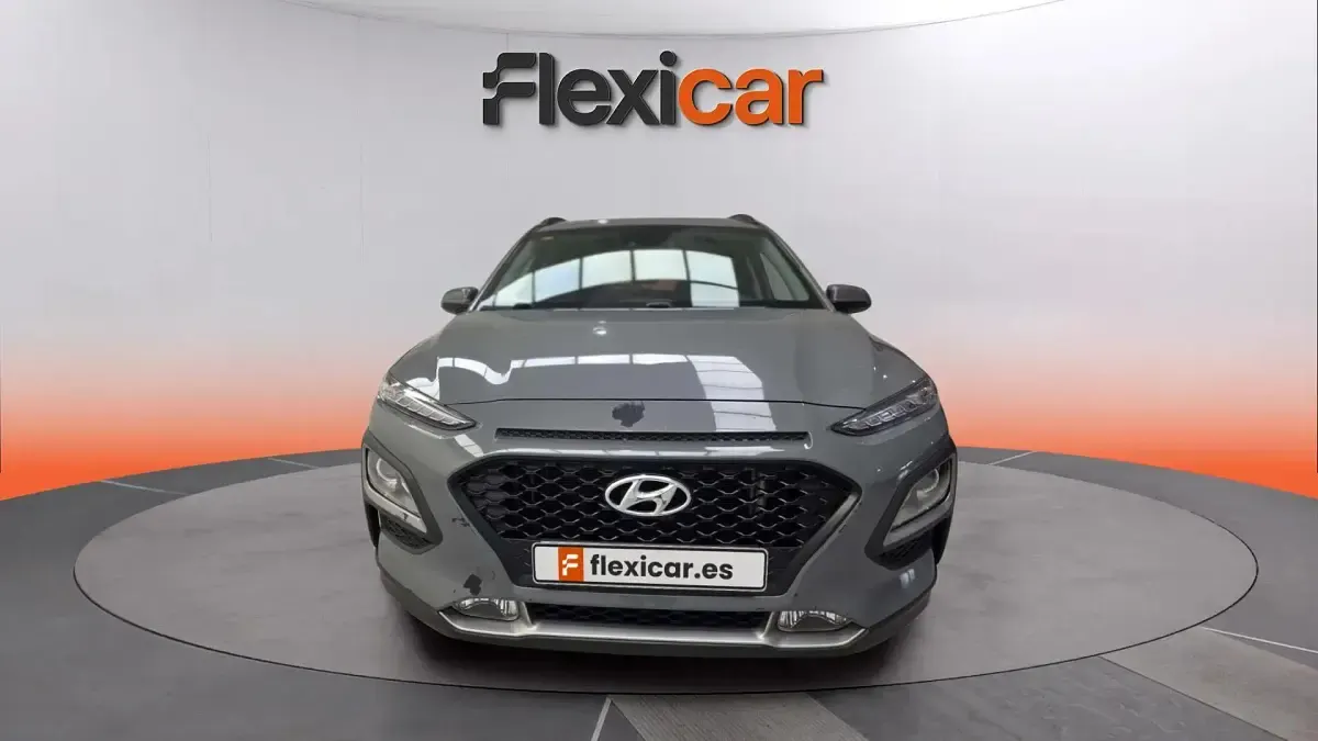 Usado Hyundai Kona 120 CV (88 kW) 2018 Gris SUV