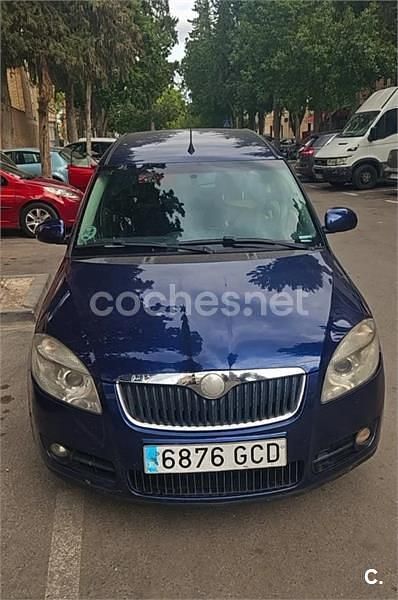 Usado Skoda Roomster 105 CV (77 kW) 2008 Azul Monovolumen