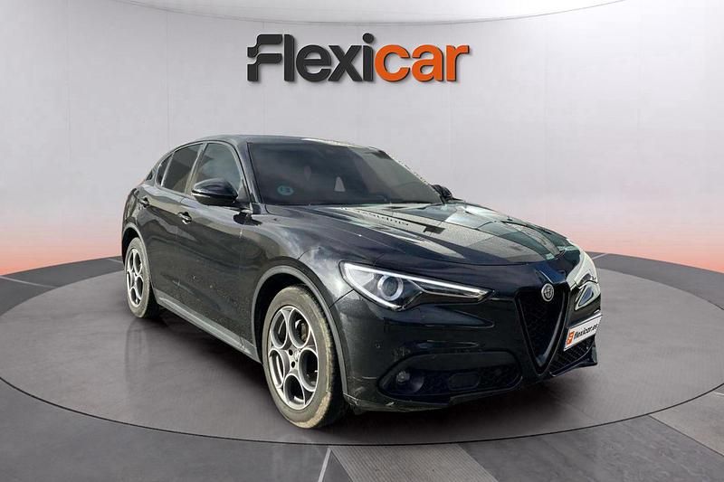 Negro Usado 2022 Alfa Romeo Stelvio Sprint SUV | 23.990 € (Buen precio) - Imagen 1/4