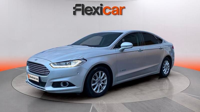 Usado Ford Mondeo Titanium 188 CV (138 kW) 2017 Gris Berlina
