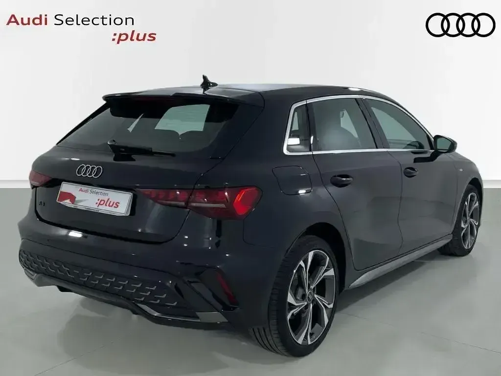 Usado Audi A3 e-tron S-Line 204 CV (150 kW) 2025 Negro Utilitario