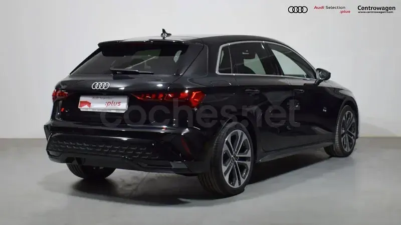 Usado Audi A3 Premium 150 CV (110 kW) 2024 Negro Berlina