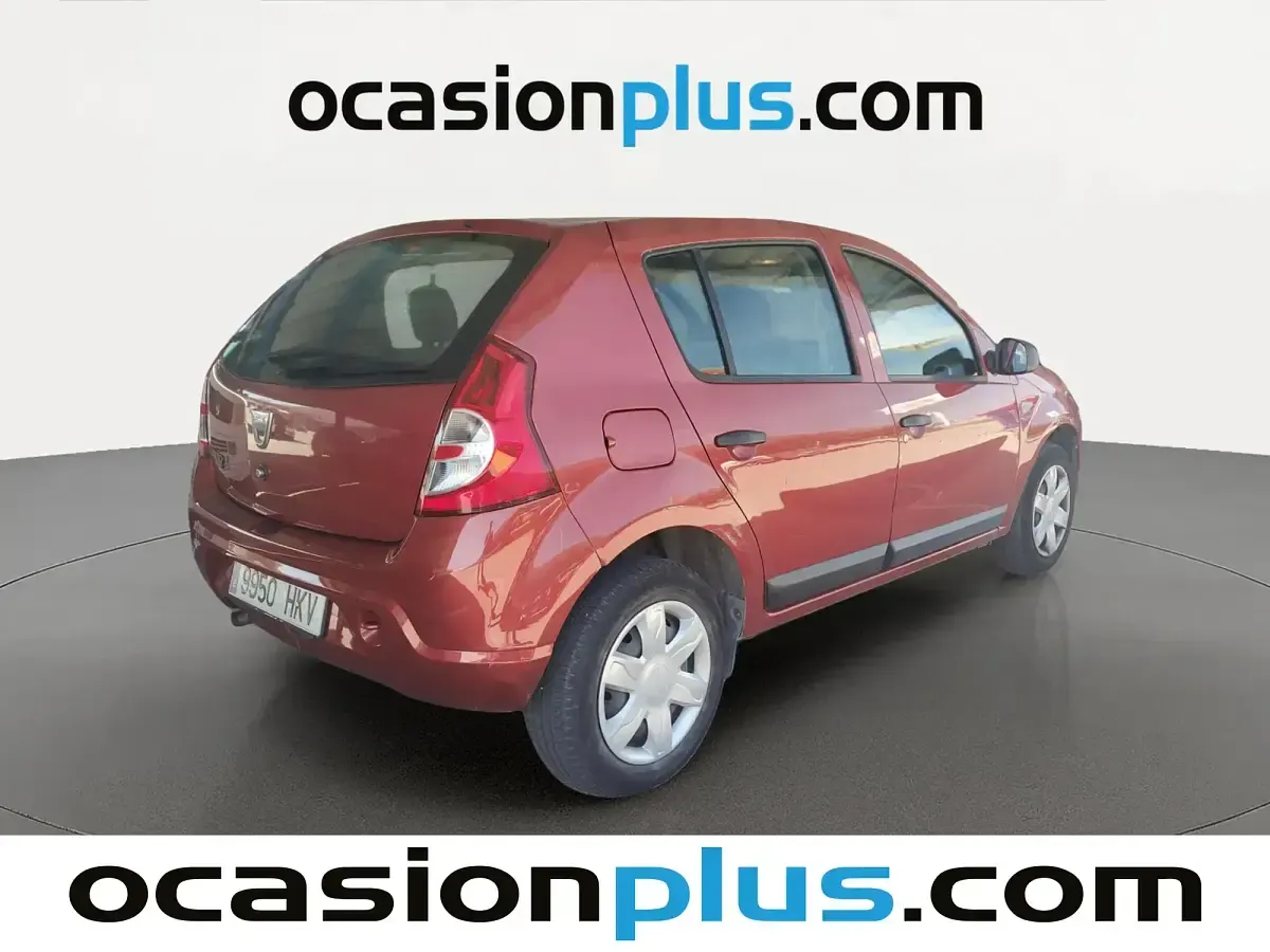 Usado Dacia Sandero 75 CV (55 kW) 2012 Rojo Utilitario