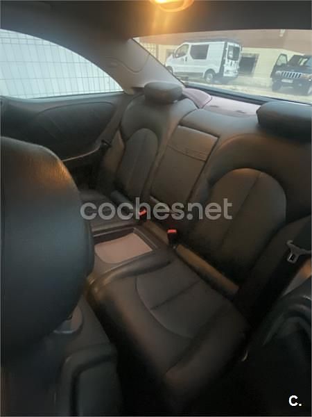 Usado Mercedes CLK200 Avantgarde 163 CV (119 kW) 2002 Azul Coupe