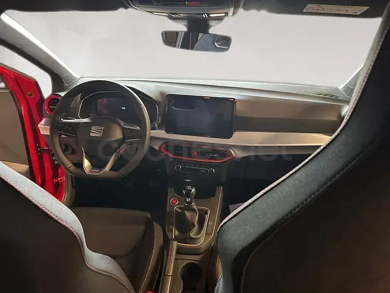Nuevo Seat Ibiza FR 115 CV (84 kW) 2026 Granate Utilitario