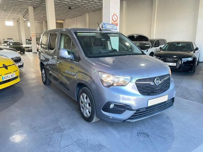 Usado Opel Combo Life Selective 102 CV (75 kW) 2019 Gris / plata Monovolumen