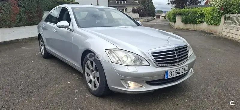 Usado Mercedes S320 204 CV (150 kW) 2006 Gris / plata Berlina