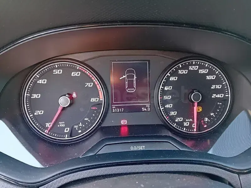Usado Seat Ibiza Style Plus 110 CV (80 kW) 2022 Blanco Utilitario