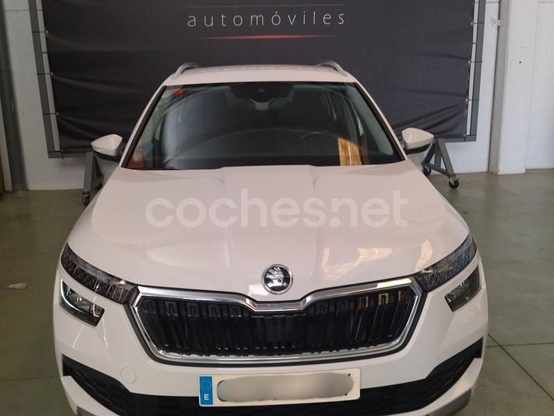 Blanco Usado 2021 Skoda Kamiq Ambition SUV | 17.990 € (Un poco caro) - Imagen 1/4