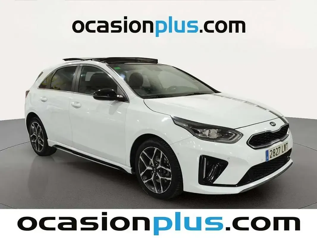 Usado Kia Ceed GT GT-Line 136 CV (100 kW) 2022 Blanco Utilitario
