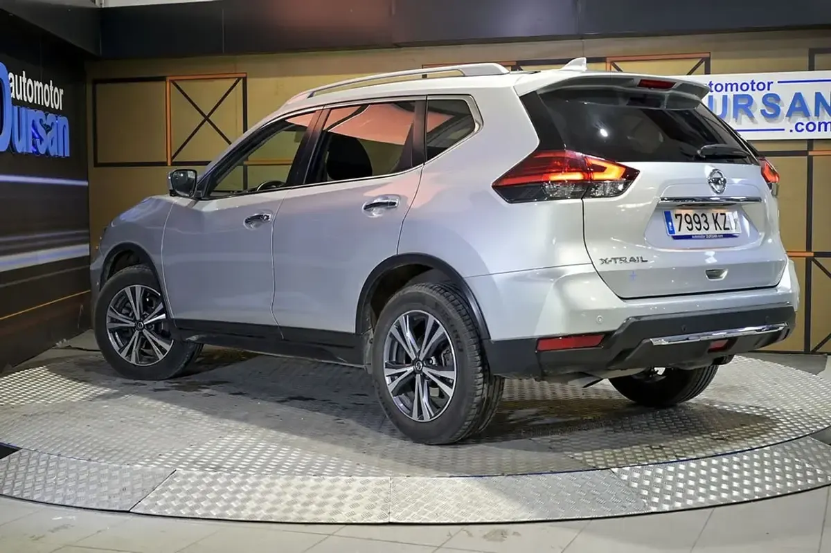 Usado Nissan X-Trail N-Connecta 151 CV (111 kW) 2019 Gris SUV
