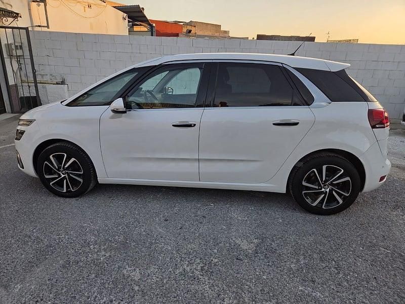 Usado Citroën C4 Picasso Live 120 CV (88 kW) 2018 Blanco Monovolumen