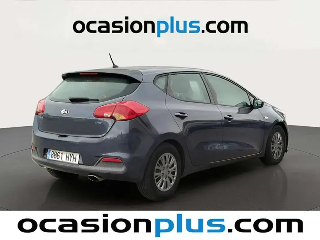 Usado Kia Ceed 90 CV (66 kW) 2014 Azul Utilitario