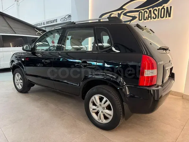 Usado Hyundai Tucson Comfort 142 CV (104 kW) 2010 Negro SUV