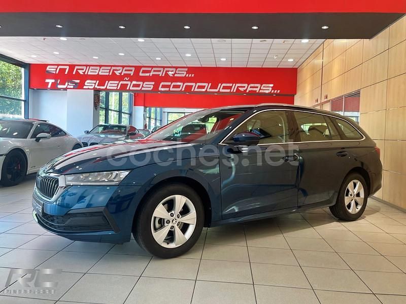 Azul Usado 2021 Skoda Octavia Style Familiar | 19.700 € (Precio justo) - Imagen 1/4