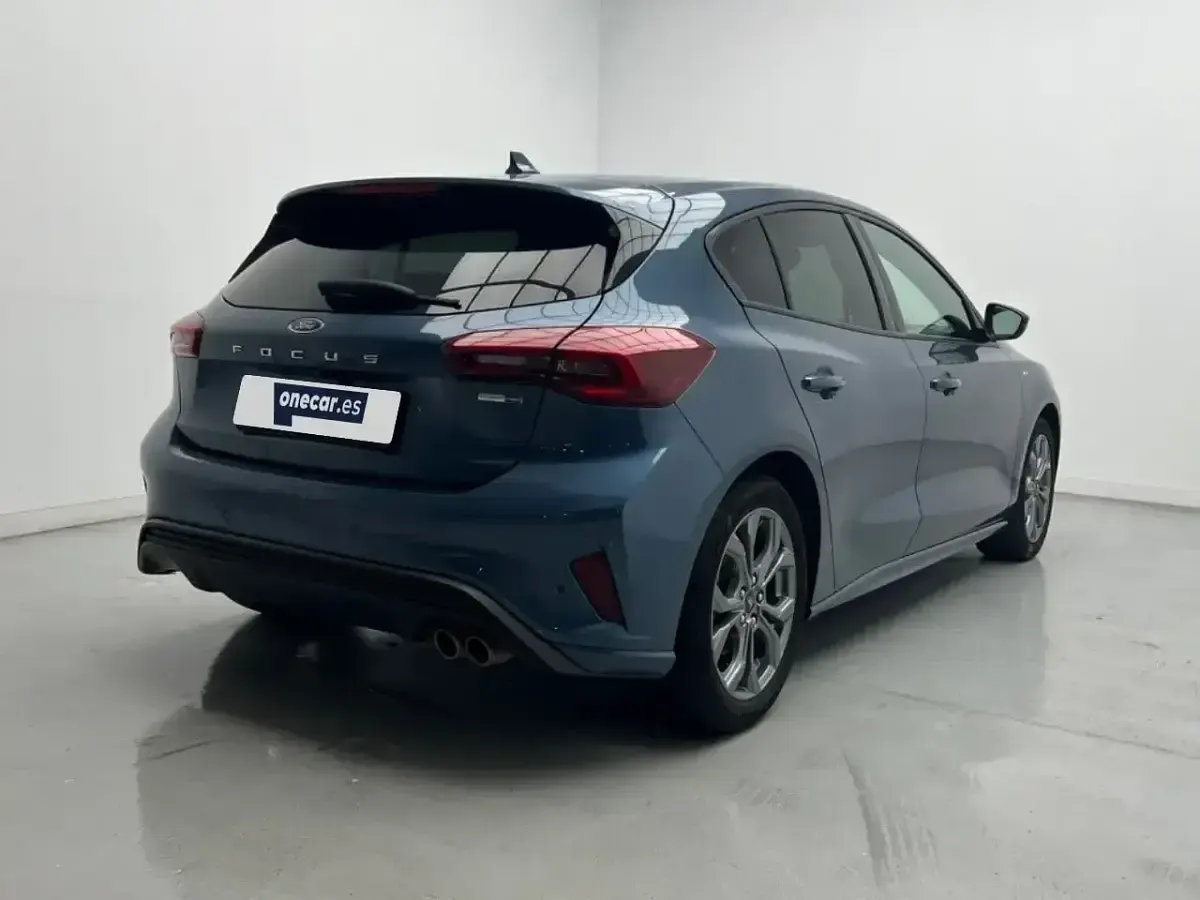 Usado Ford Focus ST-Line 125 CV (91 kW) 2023 Azul Berlina
