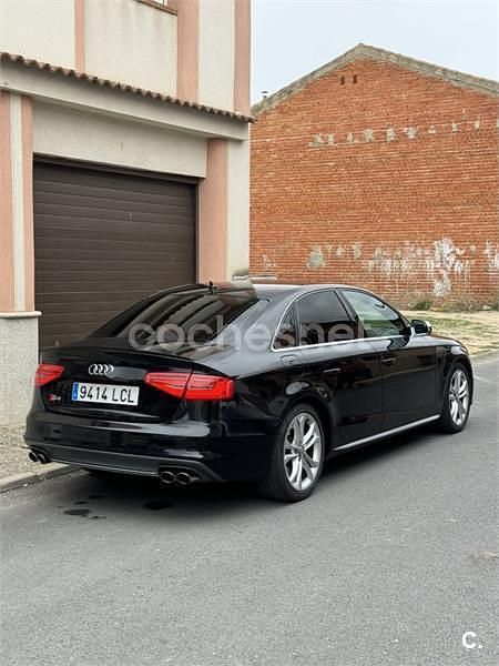Usado Audi S4 333 CV (244 kW) 2012 Negro Berlina