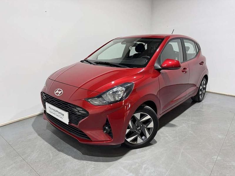 Rojo Usado 2024 Hyundai i10 Utilitario | 13.500 € (Precio justo) - Imagen 1/4
