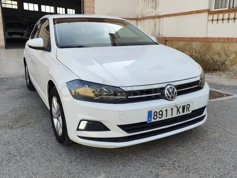 Usado VW Polo Advance 95 CV (69 kW) 2019 Blanco Utilitario