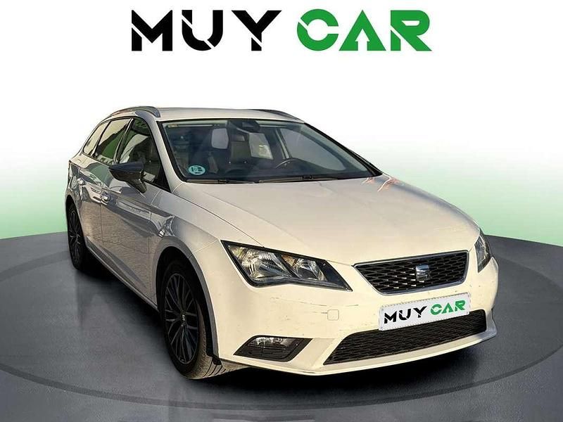 Usado Seat Leon FR 150 CV (110 kW) 2016 Blanco Utilitario