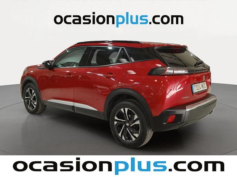 Käytetty Peugeot 2008 Allure 131 HP (96 kW) 2022 Punainen Katumaasturi