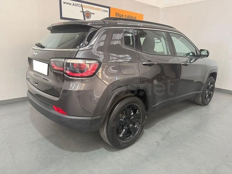 Usado Jeep Compass Longitude 140 CV (102 kW) 2018 Gris SUV