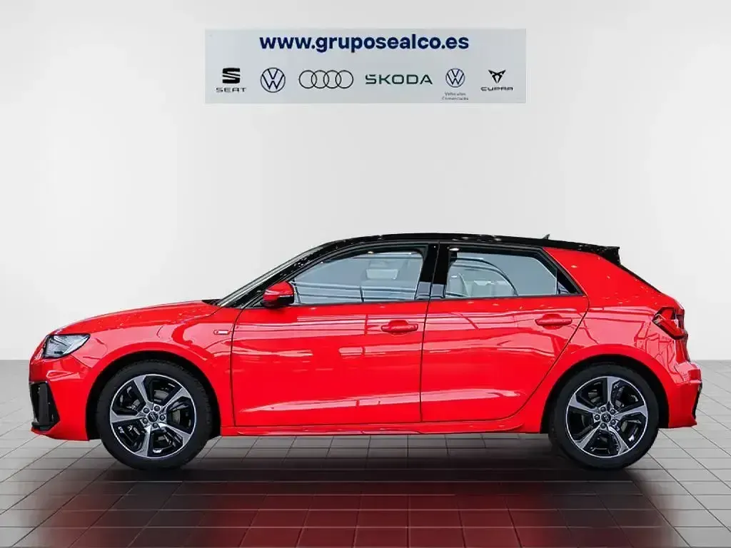 Nuevo Audi A1 Sportback 116 CV (85 kW) 2026 Rojo Utilitario