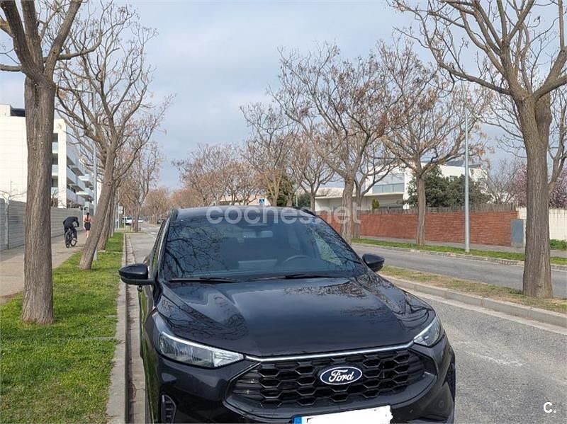Usado Ford Kuga Active 243 CV (178 kW) 2025 Negro SUV