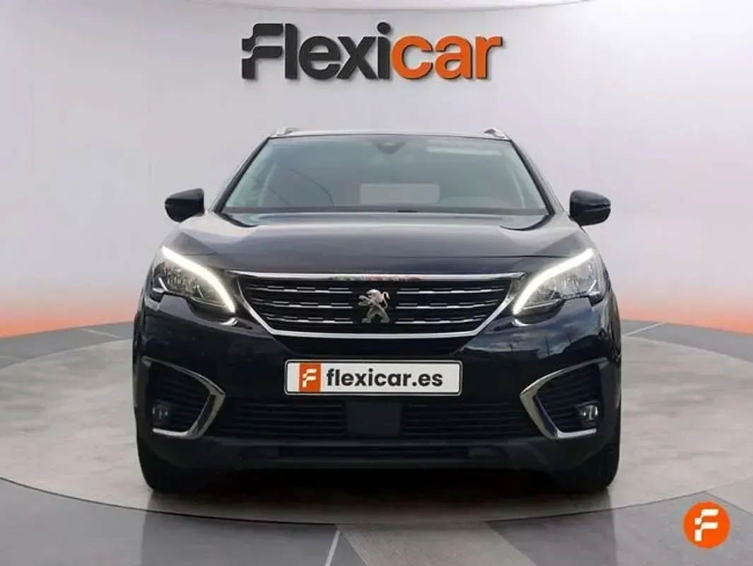Usado Peugeot 5008 Active 131 CV (96 kW) 2019 Negro SUV
