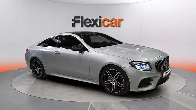 Usado Mercedes E220 194 CV (142 kW) 2018 Gris Coupe