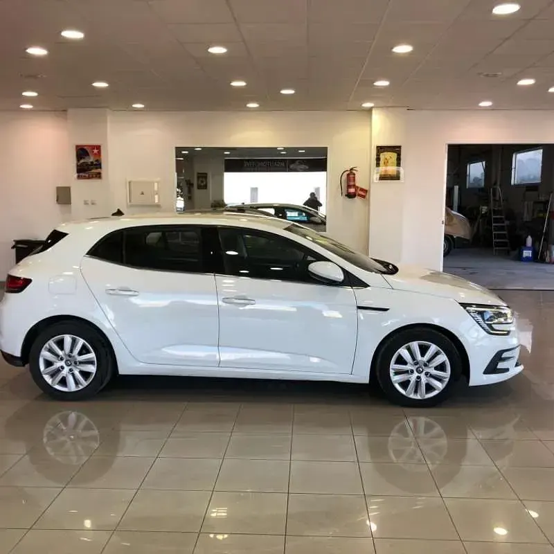 Usado Renault Mégane II Business 116 CV (85 kW) 2022 Blanco Berlina