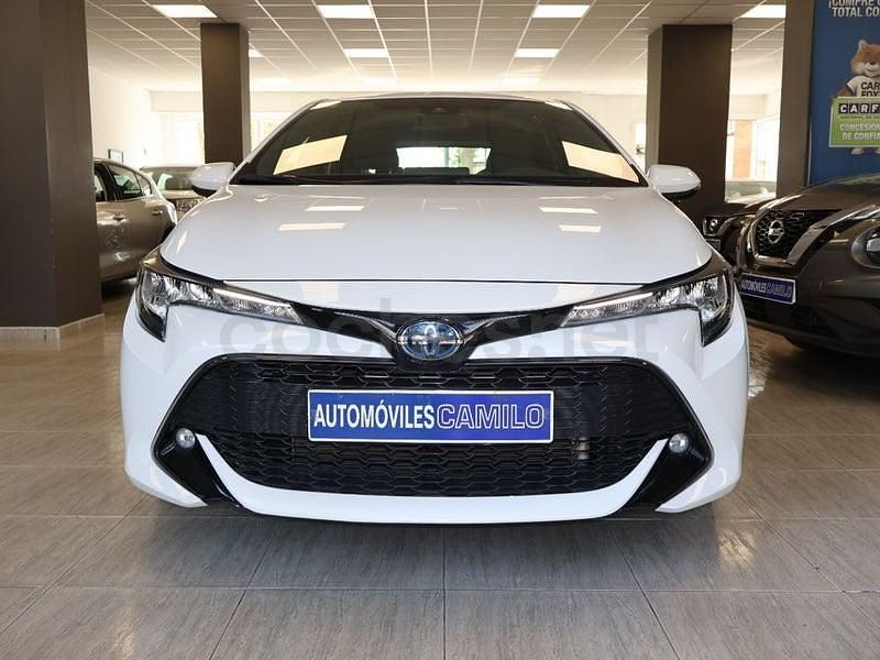 Usado Toyota Corolla Active 122 CV (89 kW) 2020 Blanco Berlina