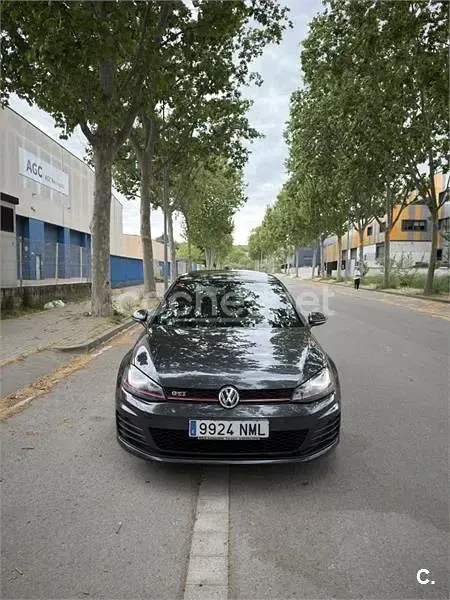 Usado VW Golf VII GTI 230 CV (169 kW) 2014 Gris / plata Berlina