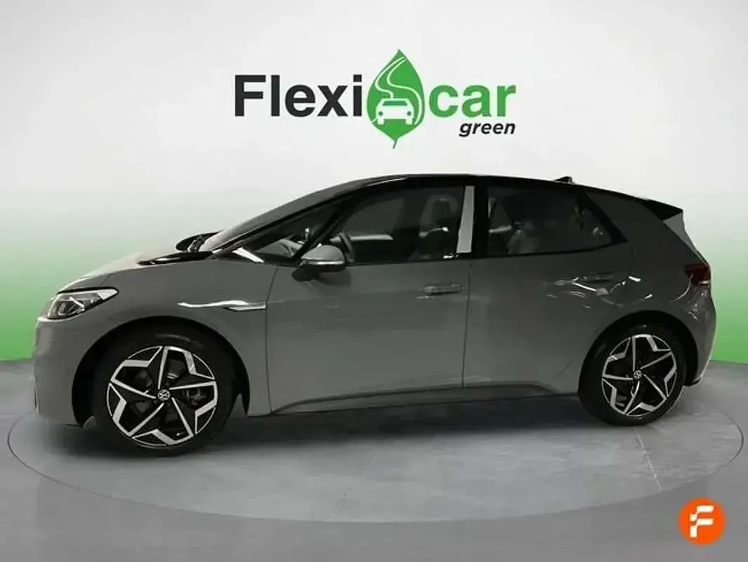 Begagnad VW ID.3 Pro 150 kW (204 HK) 2024 Grå Halvkombi