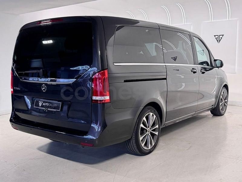 Usado Mercedes V250 Avantgarde 190 CV (139 kW) 2021 Gris Monovolumen