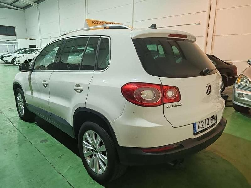 Usado VW Tiguan 140 CV (102 kW) 2008 Blanco SUV