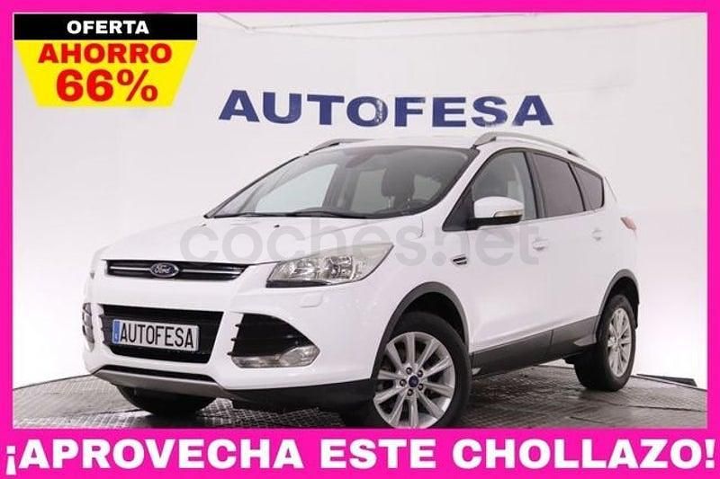 Usado Ford Kuga Titanium 150 CV (110 kW) 2015 Blanco SUV