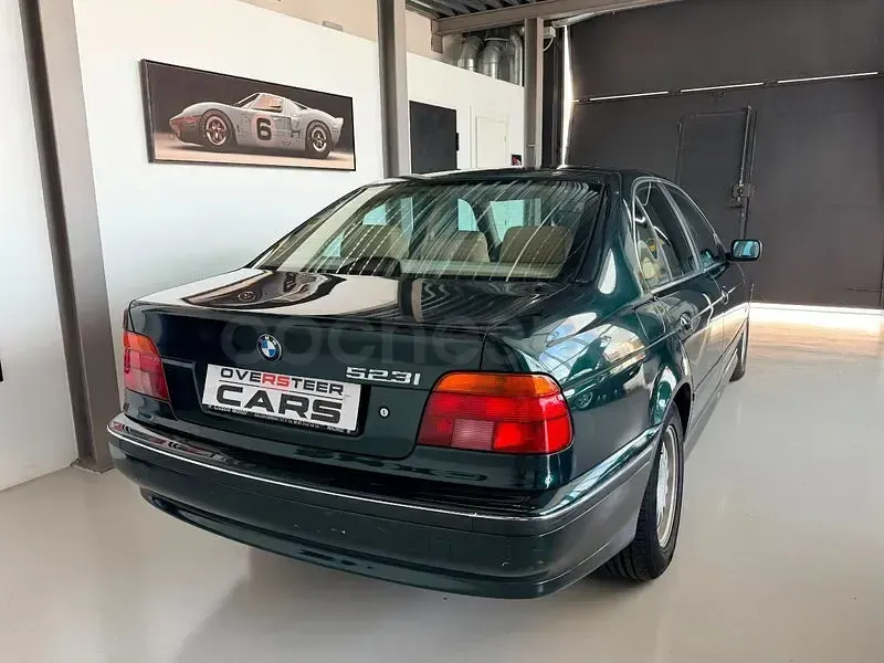 Usado BMW 523 170 CV (125 kW) 2000 Verde Berlina